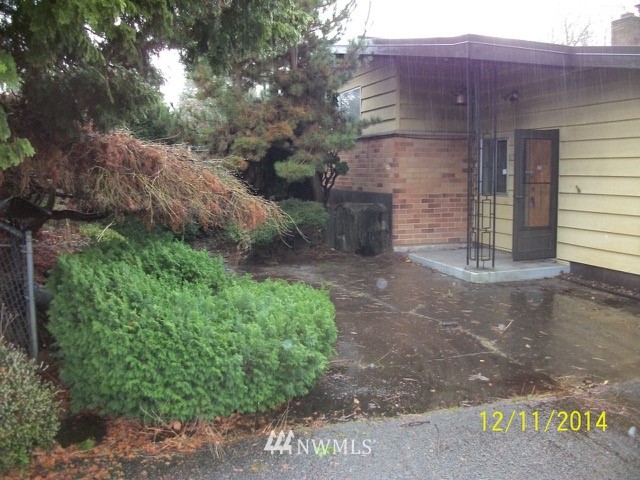 10909 Lake Ridge Drive South Seattle, WA 98178 - Photo 1 of 25