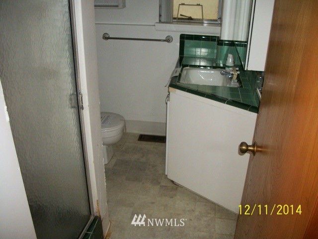 10909 Lake Ridge Drive South Seattle, WA 98178 - Photo 16 of 25