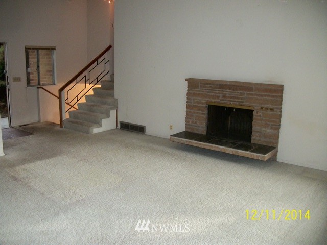 10909 Lake Ridge Drive South Seattle, WA 98178 - Photo 3 of 25