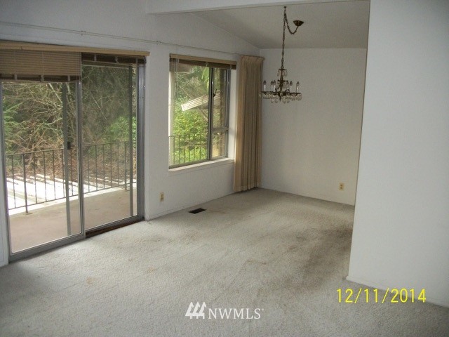 10909 Lake Ridge Drive South Seattle, WA 98178 - Photo 4 of 25