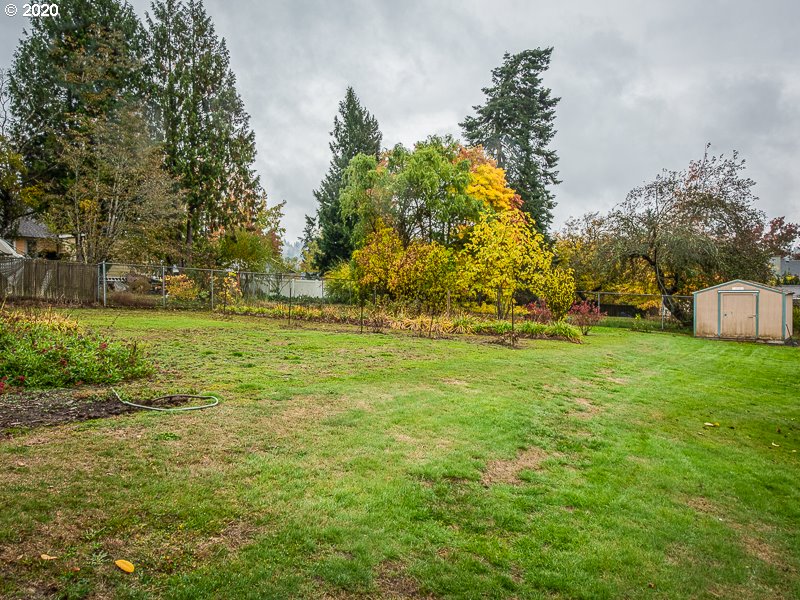 6608 Southwest Garden Home Road Portland, OR 97223 - Photo 23 of 24 Gallery Image 23