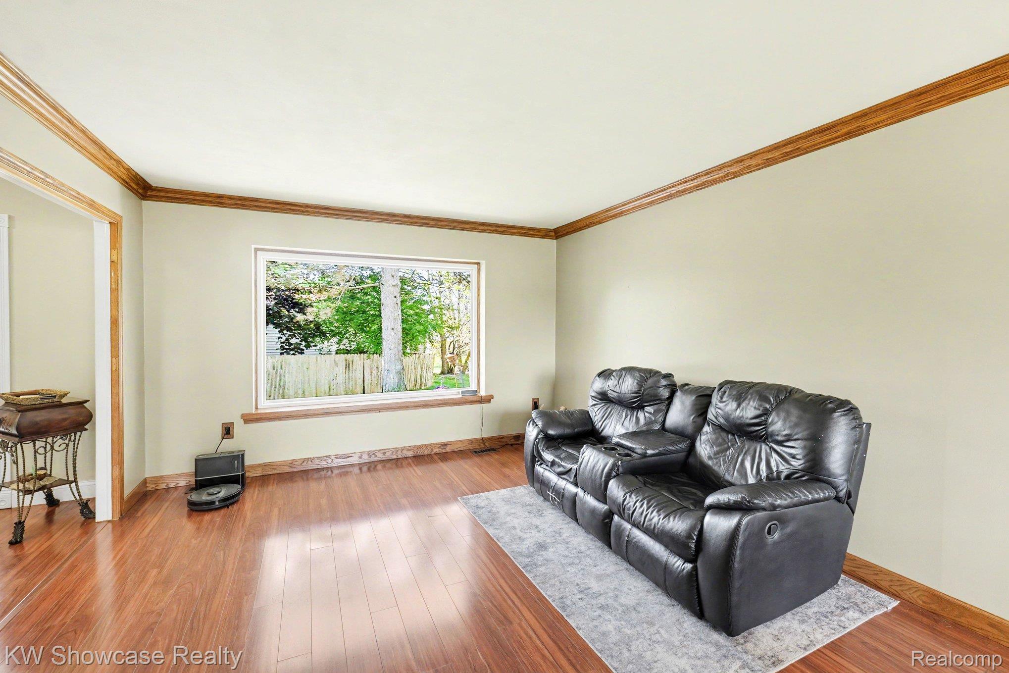 40652 Village Wood Road Novi, MI 48375 - Photo 10 of 37 011__dsc4023_672.jpg
