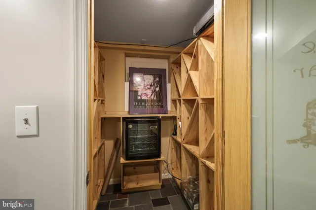 $3,000 | 1233 South Oakcrest Road, Arlington, VA 22202