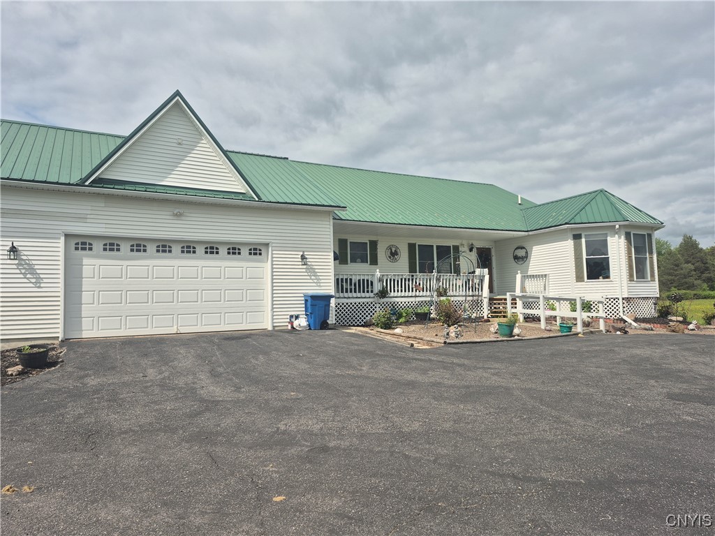 1943 County Rte 12 Hastings, NY 13036 - Photo 3 of 49