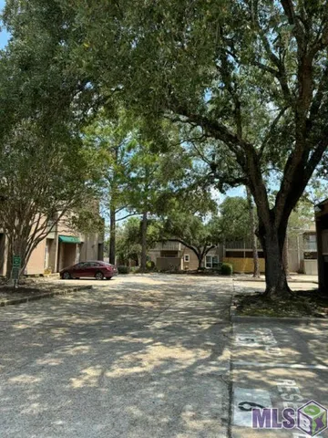 $1,100 | 8155 Jefferson Highway, Unit 304, Baton Rouge, LA 70809