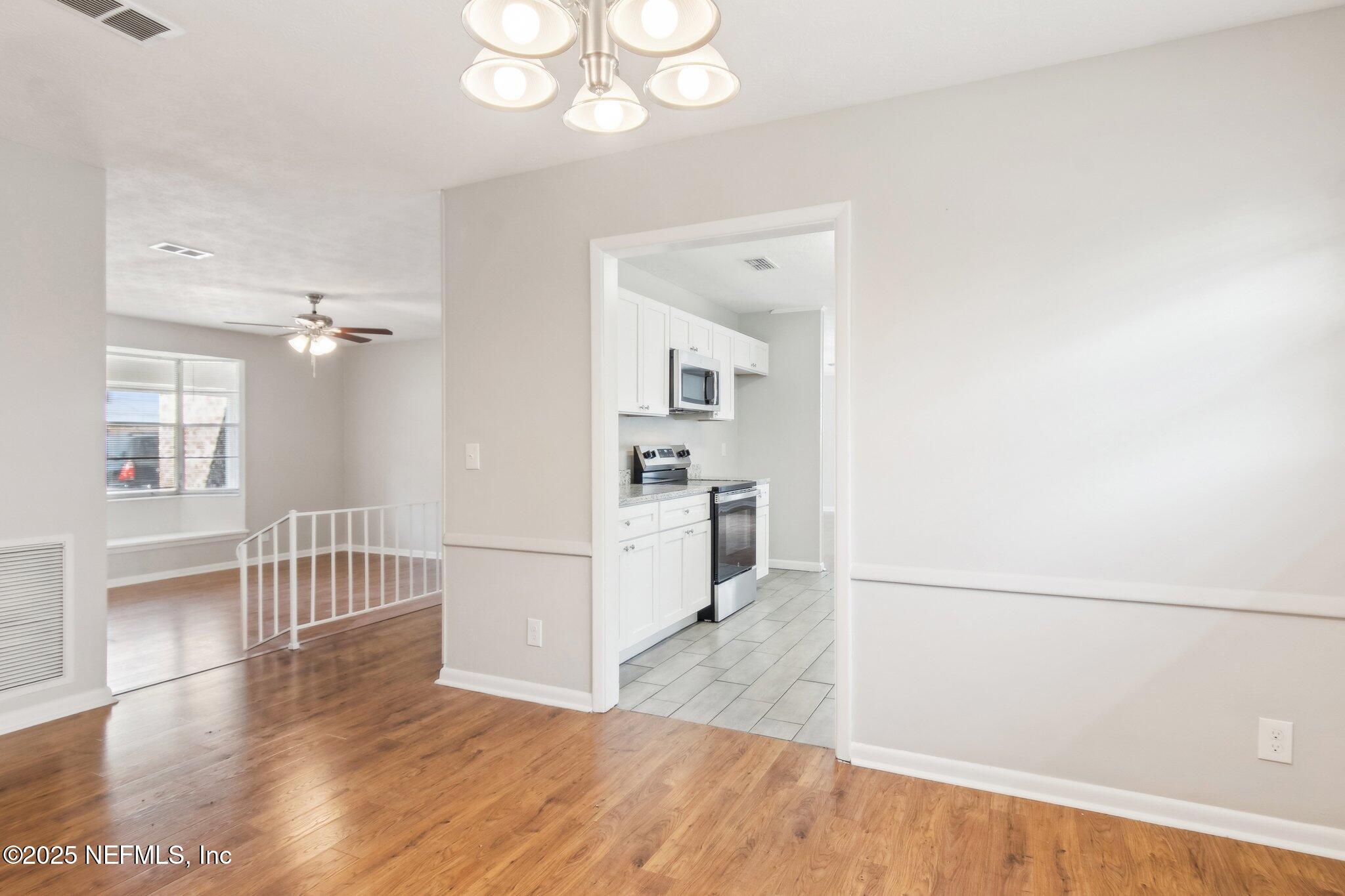6857 Clifton Forge Road Jacksonville, FL 32277 - Photo 12 of 44 37-web-or-mls-Clifton Forge Rd-26032025-