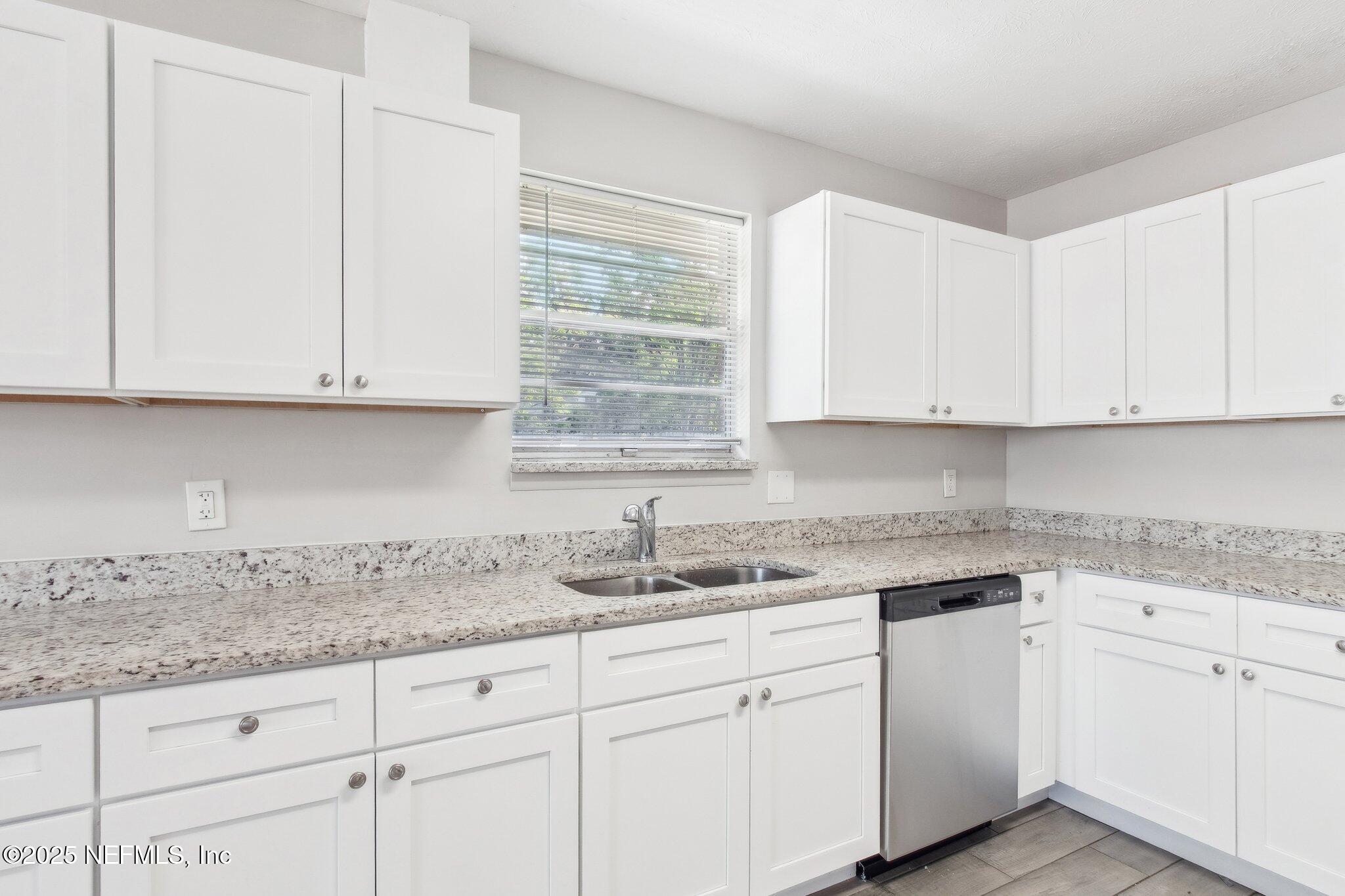 6857 Clifton Forge Road Jacksonville, FL 32277 - Photo 5 of 44 11-web-or-mls-Clifton Forge Rd-26032025-