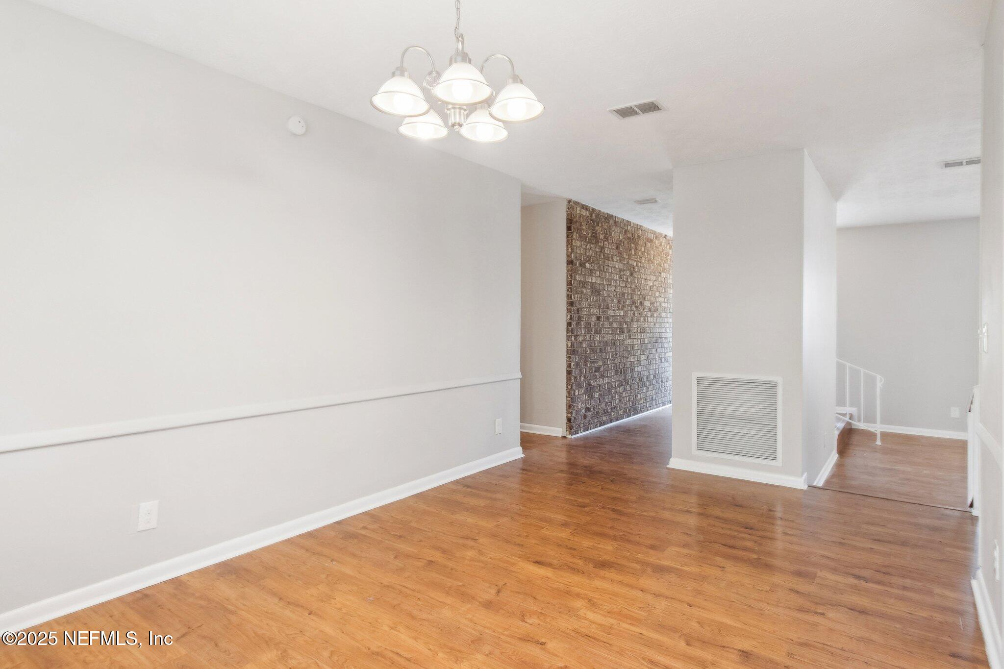 6857 Clifton Forge Road Jacksonville, FL 32277 - Photo 9 of 44 16-web-or-mls-Clifton Forge Rd-26032025-