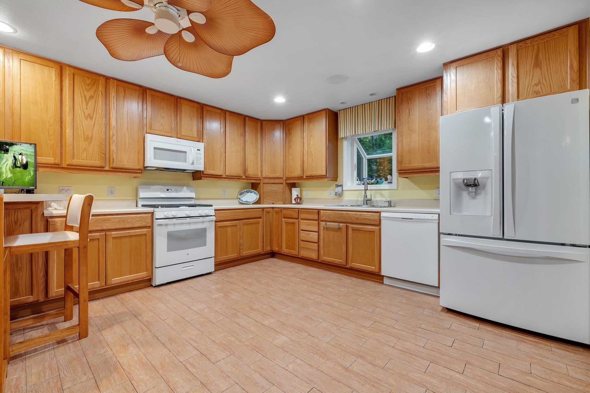 134 Small Pond Road Havana, FL 32333 - Photo 9 of 37
