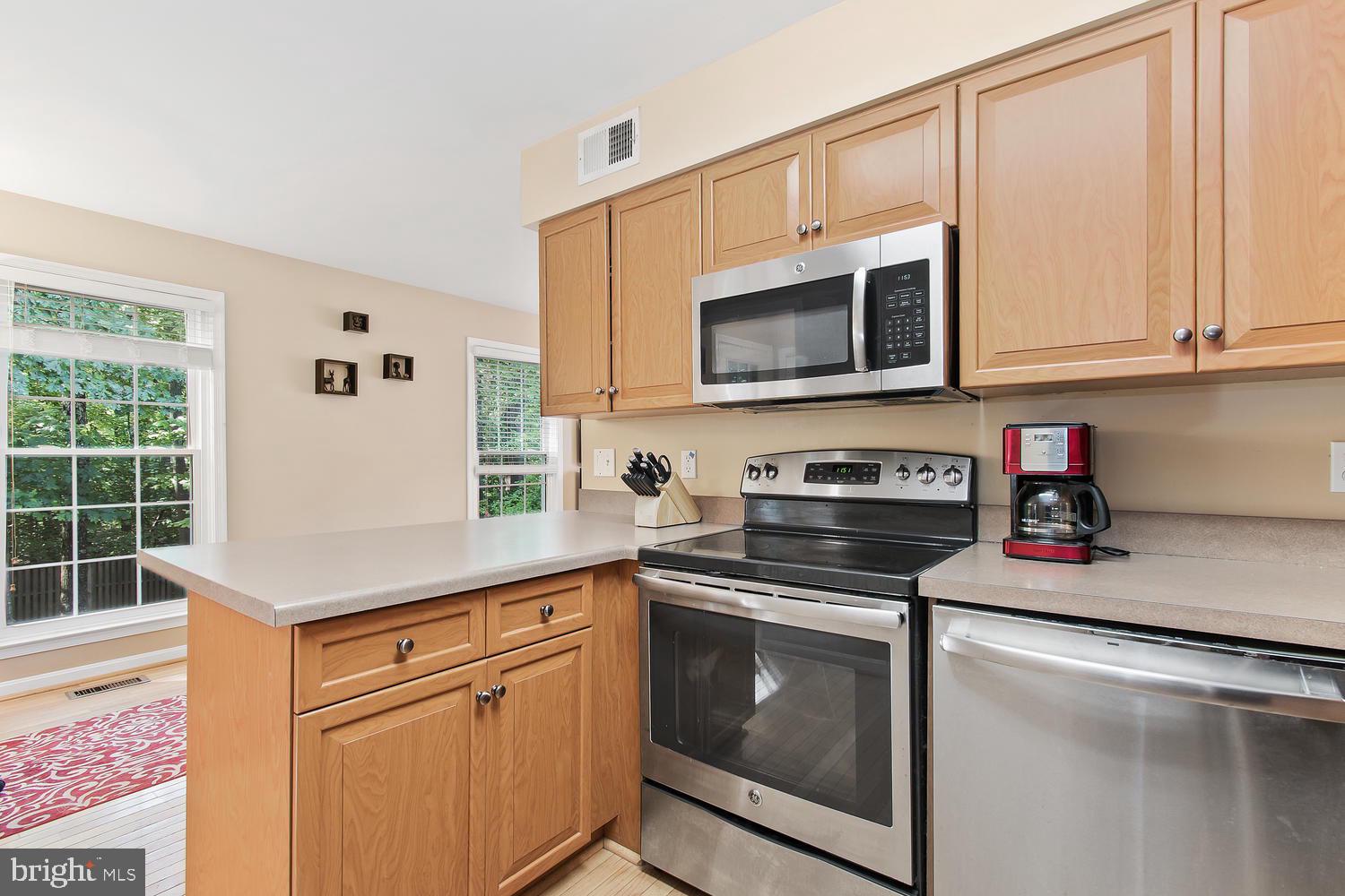 7907 Gambrill Court Springfield, VA 22153 - Photo 14 of 36 Gallery Image 14
