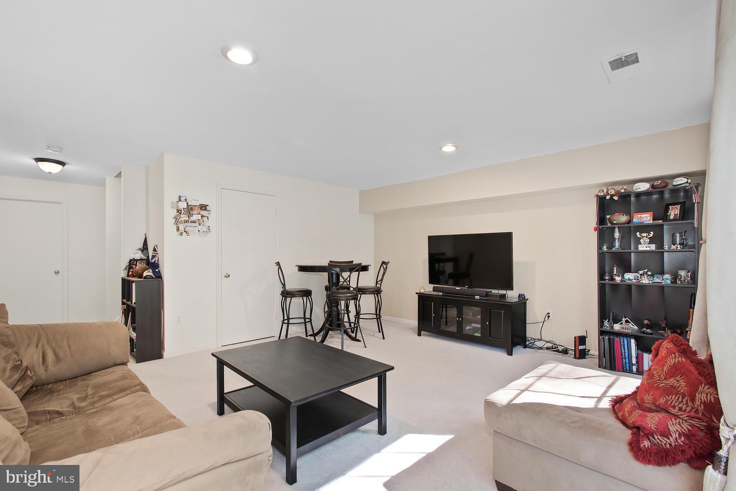 7907 Gambrill Court Springfield, VA 22153 - Photo 27 of 36 Gallery Image 27