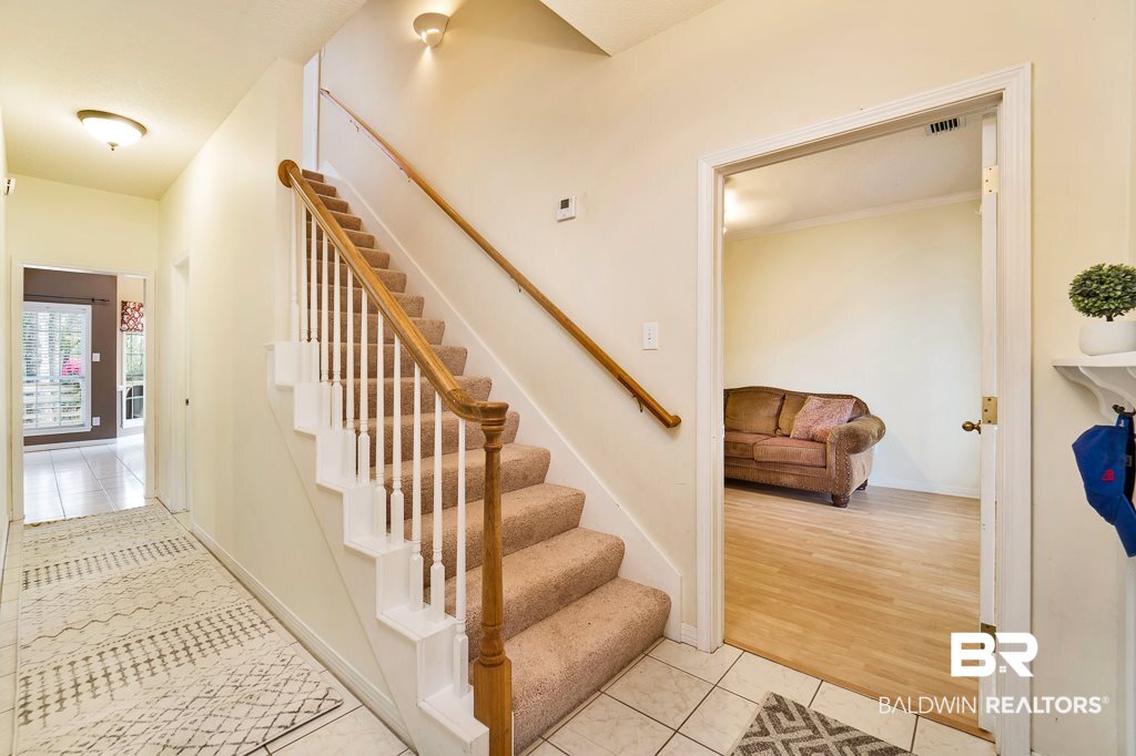 121 Geneva Drive Daphne, AL 36526 - Photo 5 of 26 Foyer