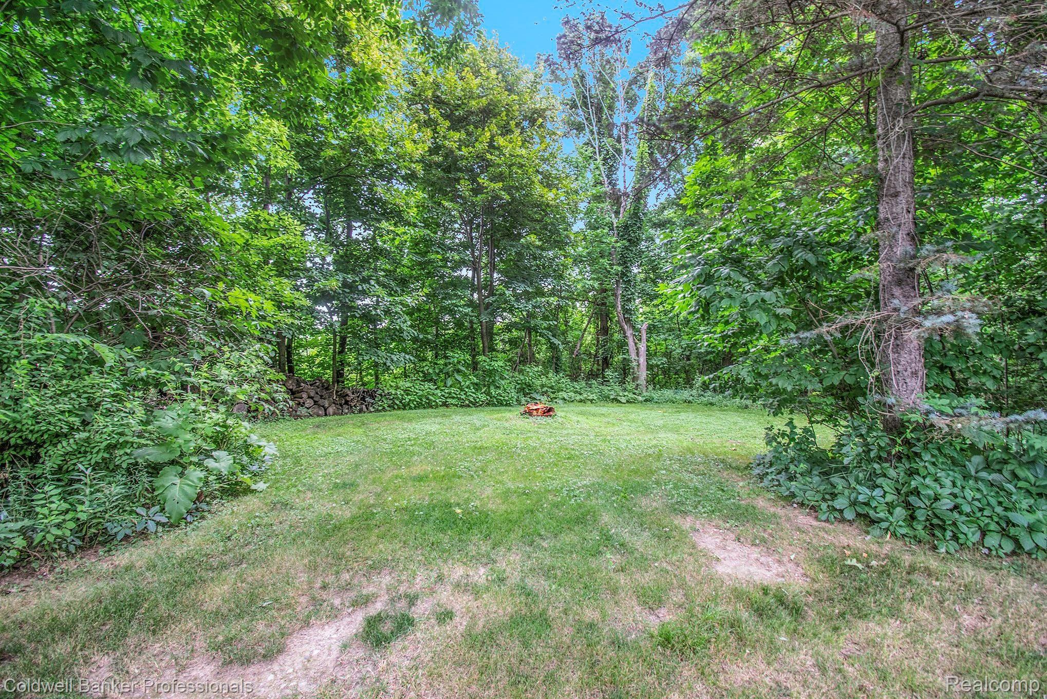 1871 Reek Road Imlay City, MI 48444 - Photo 18 of 64 190719 6.00pm Hoyt 1871 Reek_14--