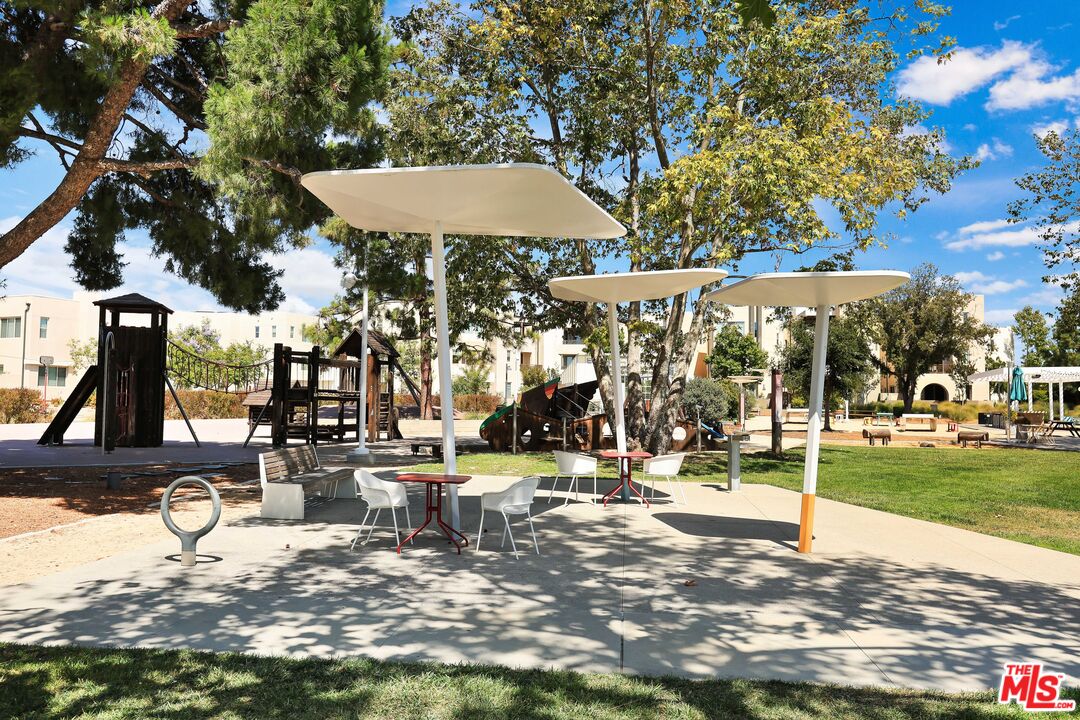 116 Catalyst Irvine, CA 92618 - Photo 73 of 75