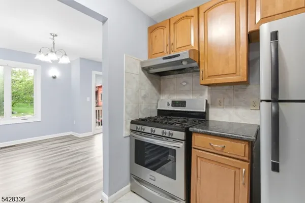 $2,000 | 212 Village Commons, Flemington, NJ 08822