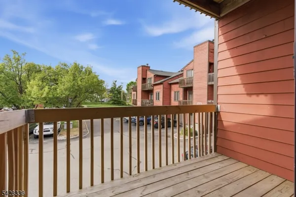 $2,000 | 212 Village Commons, Flemington, NJ 08822