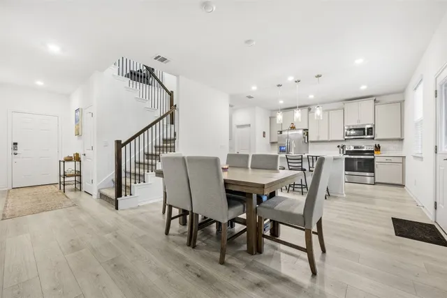 $2,400 | 301 Quarry Rock Cove, Liberty Hill, TX 78642