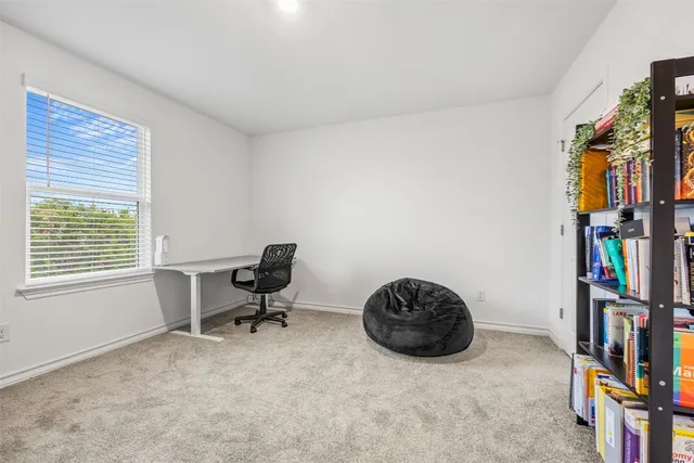 $2,400 | 301 Quarry Rock Cove, Liberty Hill, TX 78642