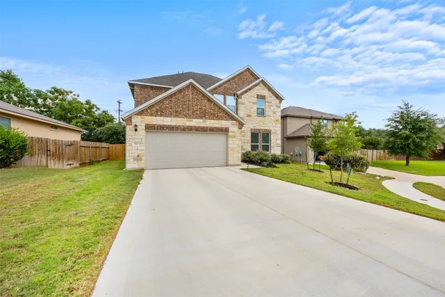 $2,400 | 301 Quarry Rock Cove, Liberty Hill, TX 78642