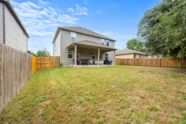 $2,400 | 301 Quarry Rock Cove, Liberty Hill, TX 78642