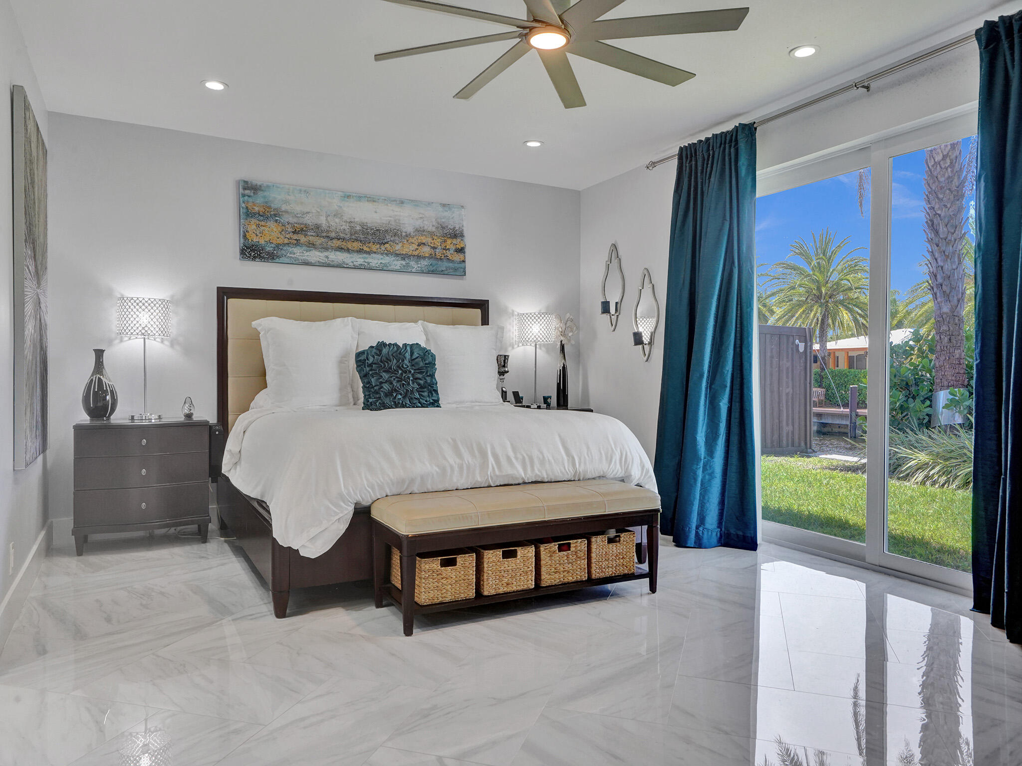 2011 Waters Edge Pompano Beach, FL 33062 - Photo 34 of 69 ROY03529