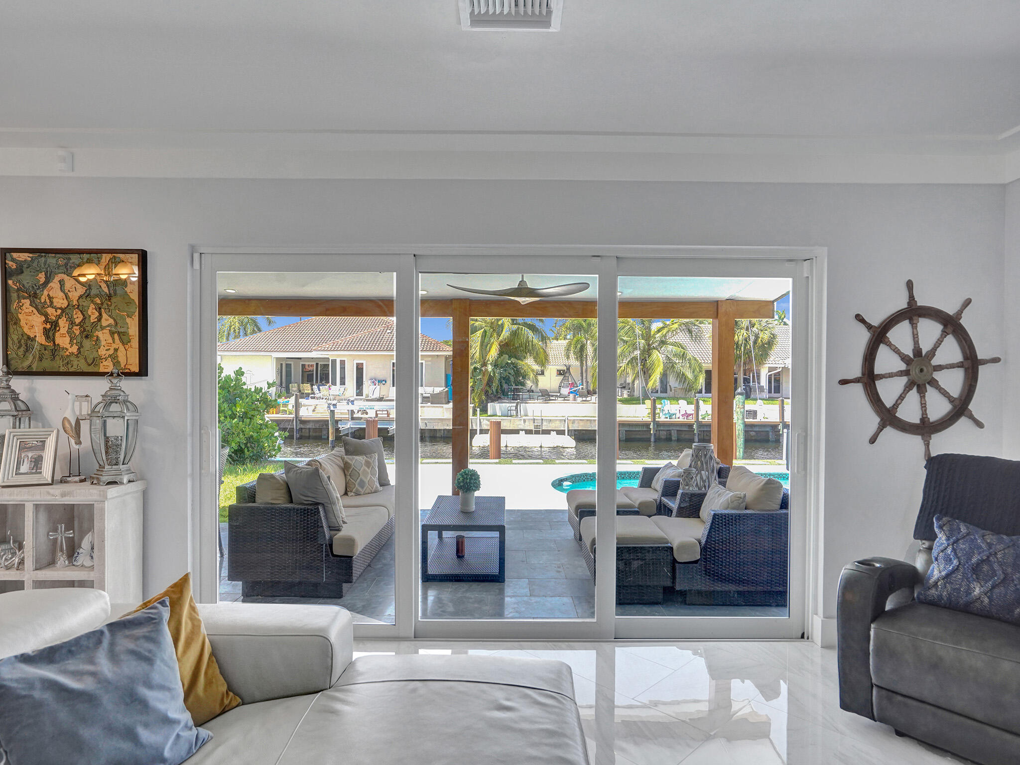 2011 Waters Edge Pompano Beach, FL 33062 - Photo 46 of 69 ROY03601