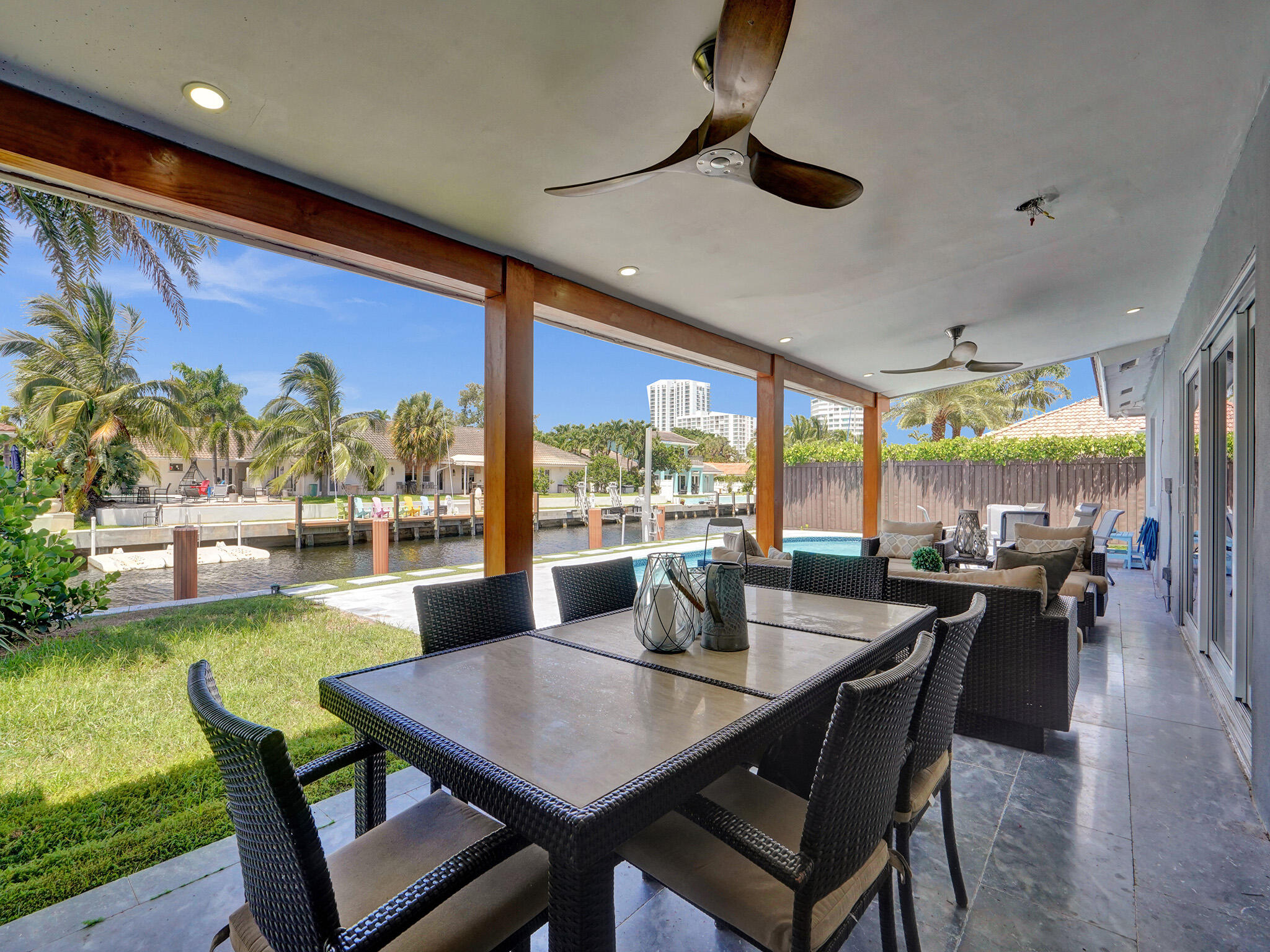 2011 Waters Edge Pompano Beach, FL 33062 - Photo 52 of 69 ROY03616