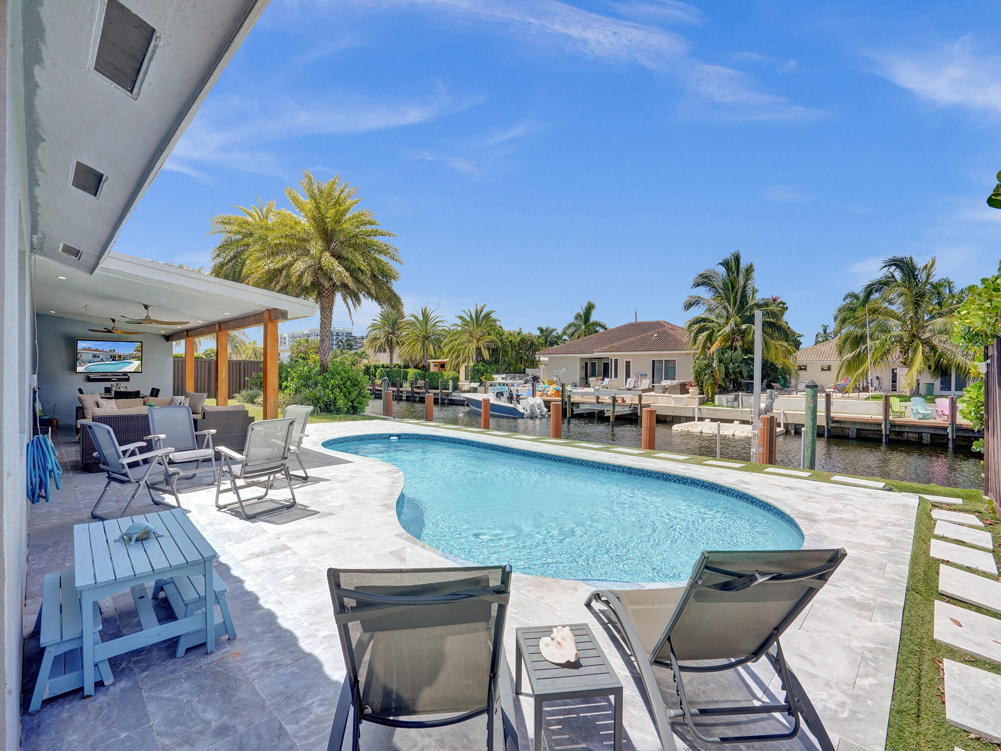 2011 Waters Edge Pompano Beach, FL 33062 - Photo 64 of 69 ROY03652