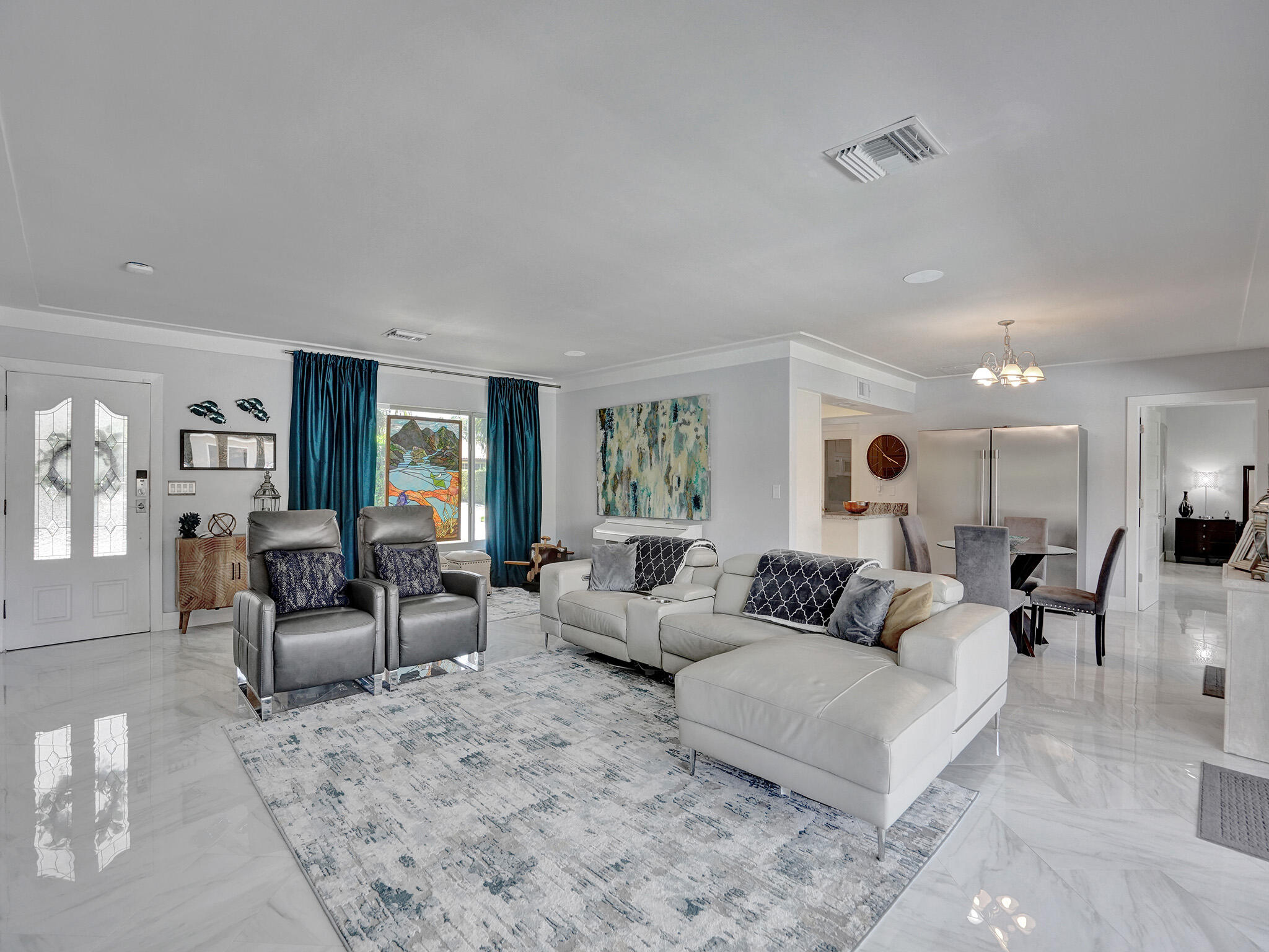 2011 Waters Edge Pompano Beach, FL 33062 - Photo 10 of 69 ROY03592