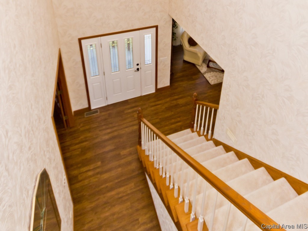 2700 Hastings Road Chatham, IL 62629 - Photo 15 of 36 Gallery Image 15