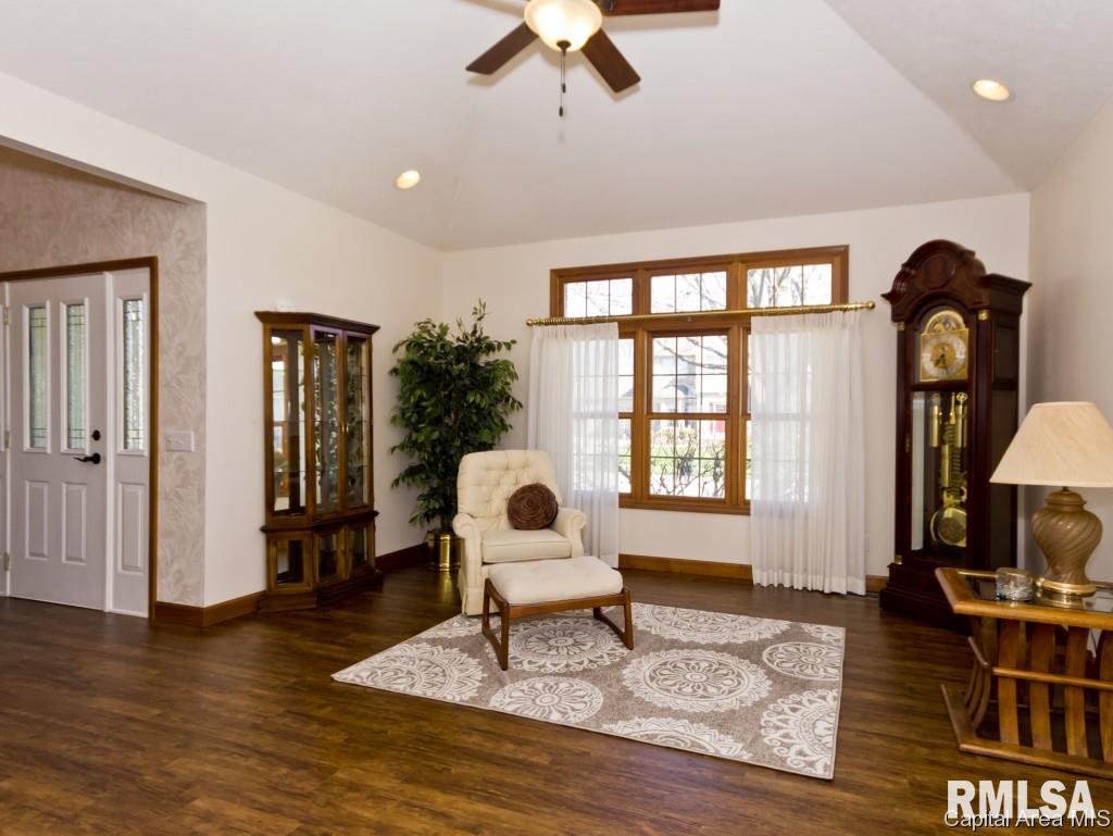 2700 Hastings Road Chatham, IL 62629 - Photo 3 of 36 Gallery Image 3