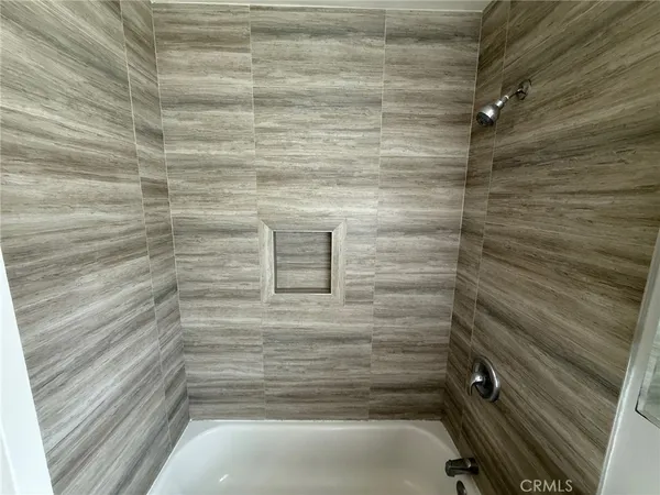 $2,995 | 417 East Walnut Avenue, Monrovia, CA 91016