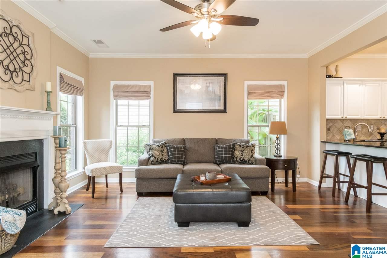 526 Cahaba Manor Lane Pelham, AL 35124 - Photo 7 of 41