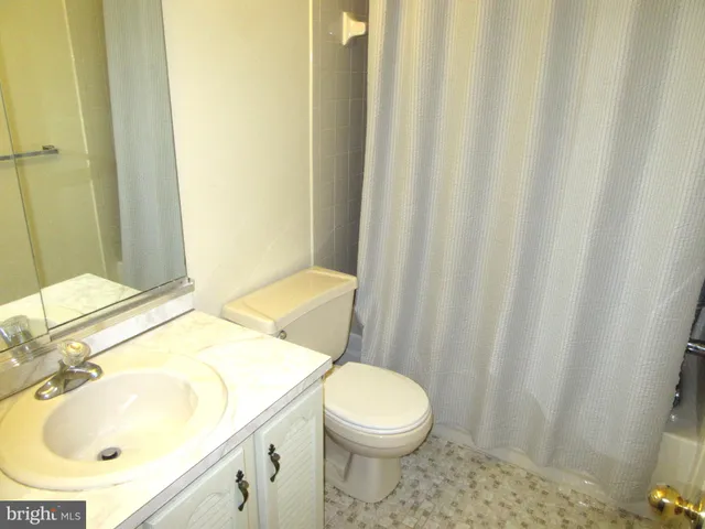 $2,300 | 512 Cobblers Lane, Hockessin, DE 19707