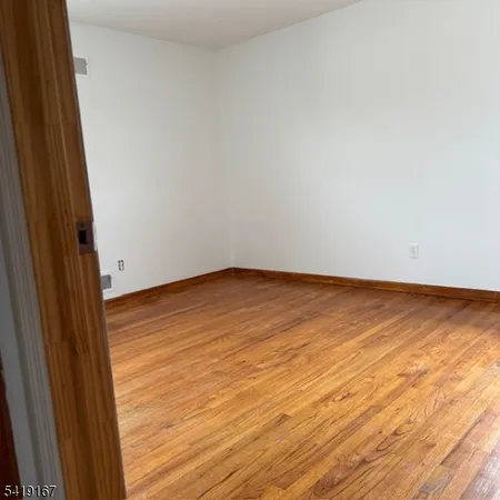 $3,500 | 183 Laurel Avenue, Union, NJ 07083