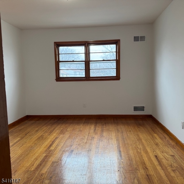 183 Laurel Avenue Union, NJ 07083 - Photo 10 of 19