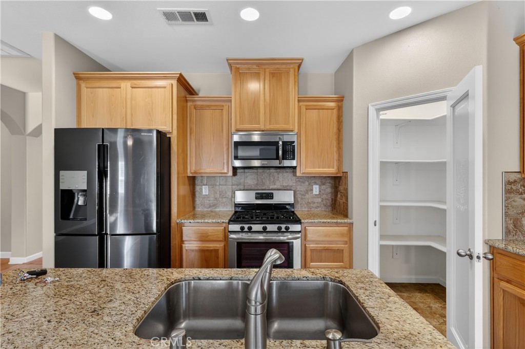 1378 Cassis Drive Merced, CA 95348 - Photo 32 of 47