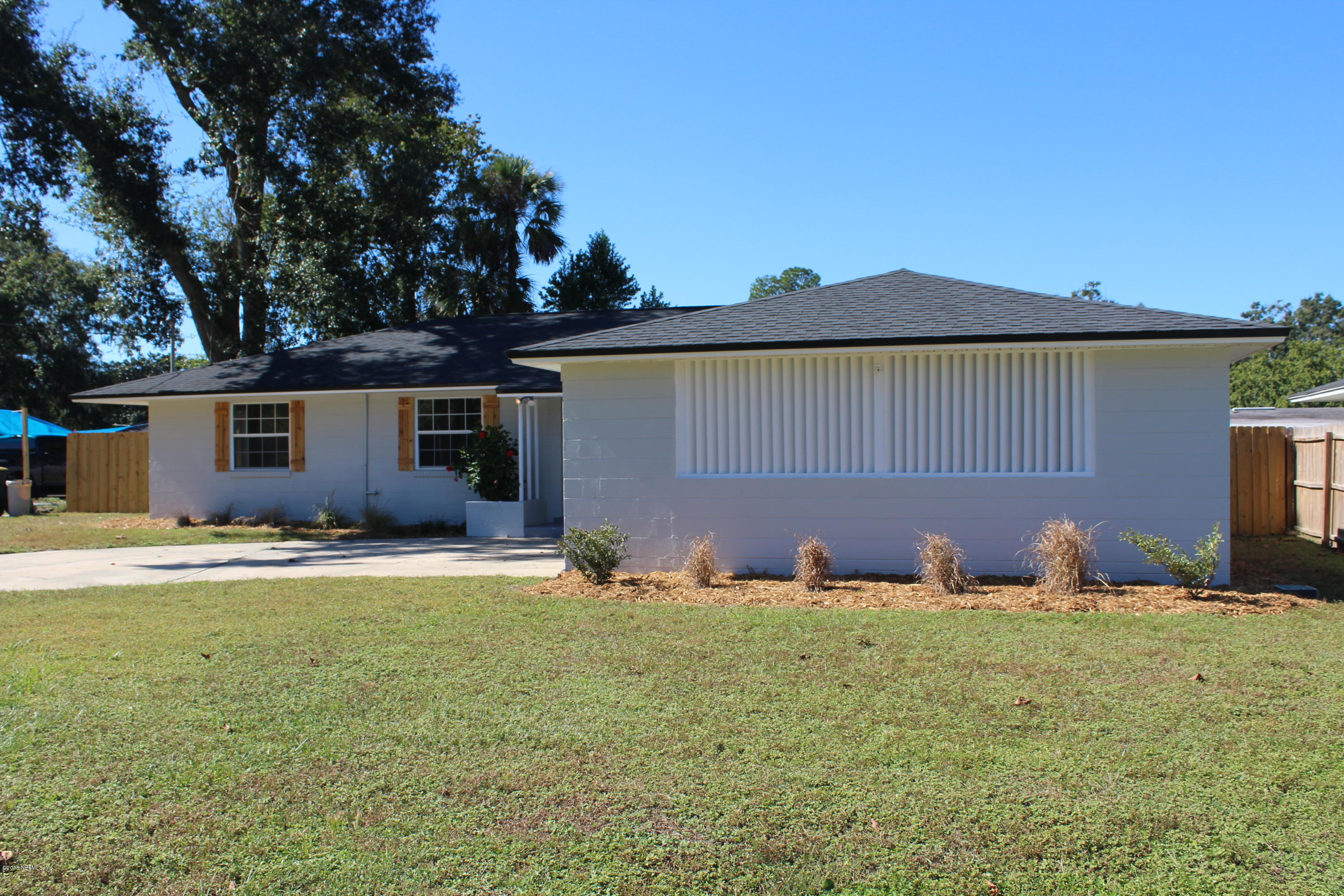 820 Barbados Road Jacksonville, FL 32216 - Photo 1 of 25 a-front1