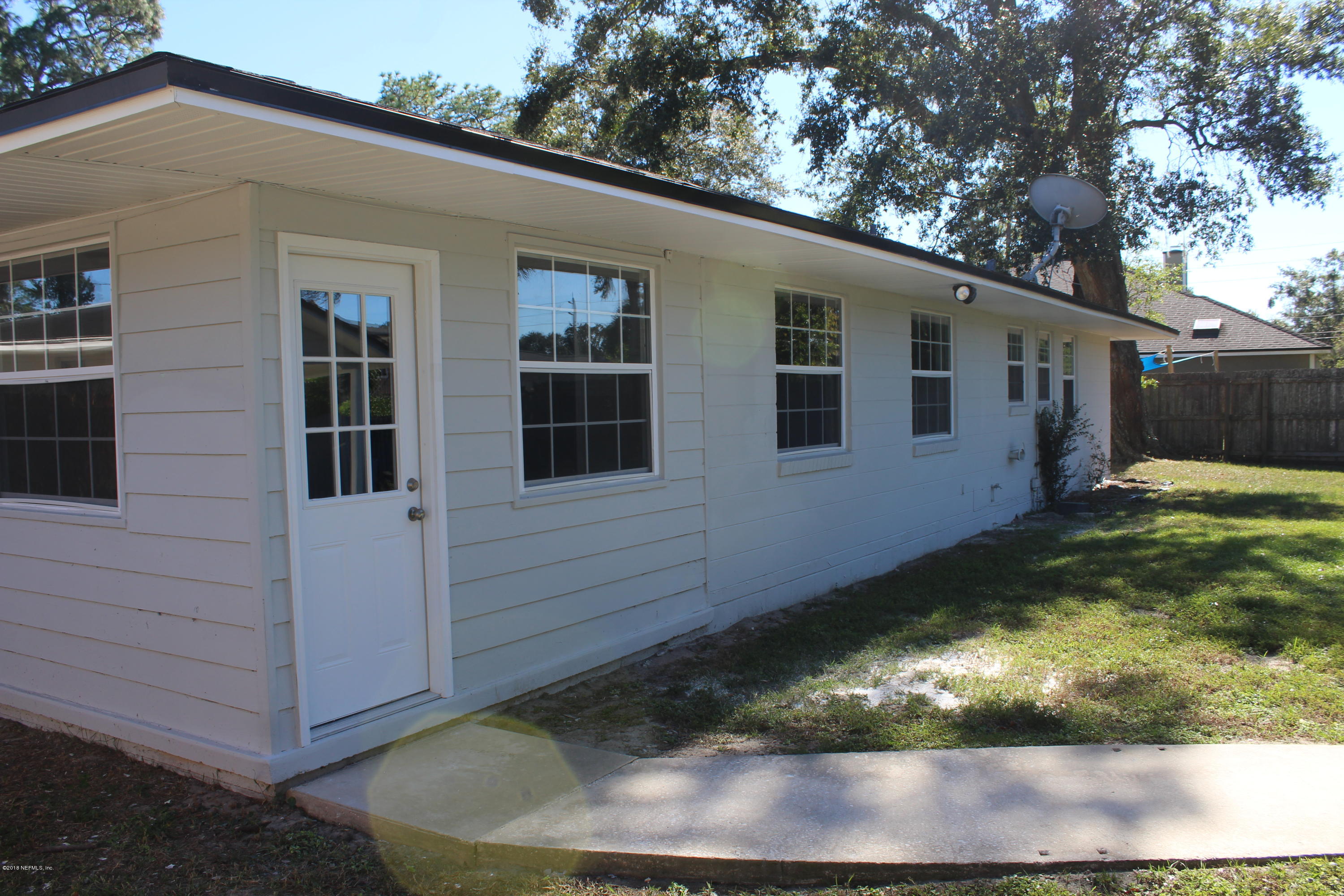 820 Barbados Road Jacksonville, FL 32216 - Photo 23 of 25 back3