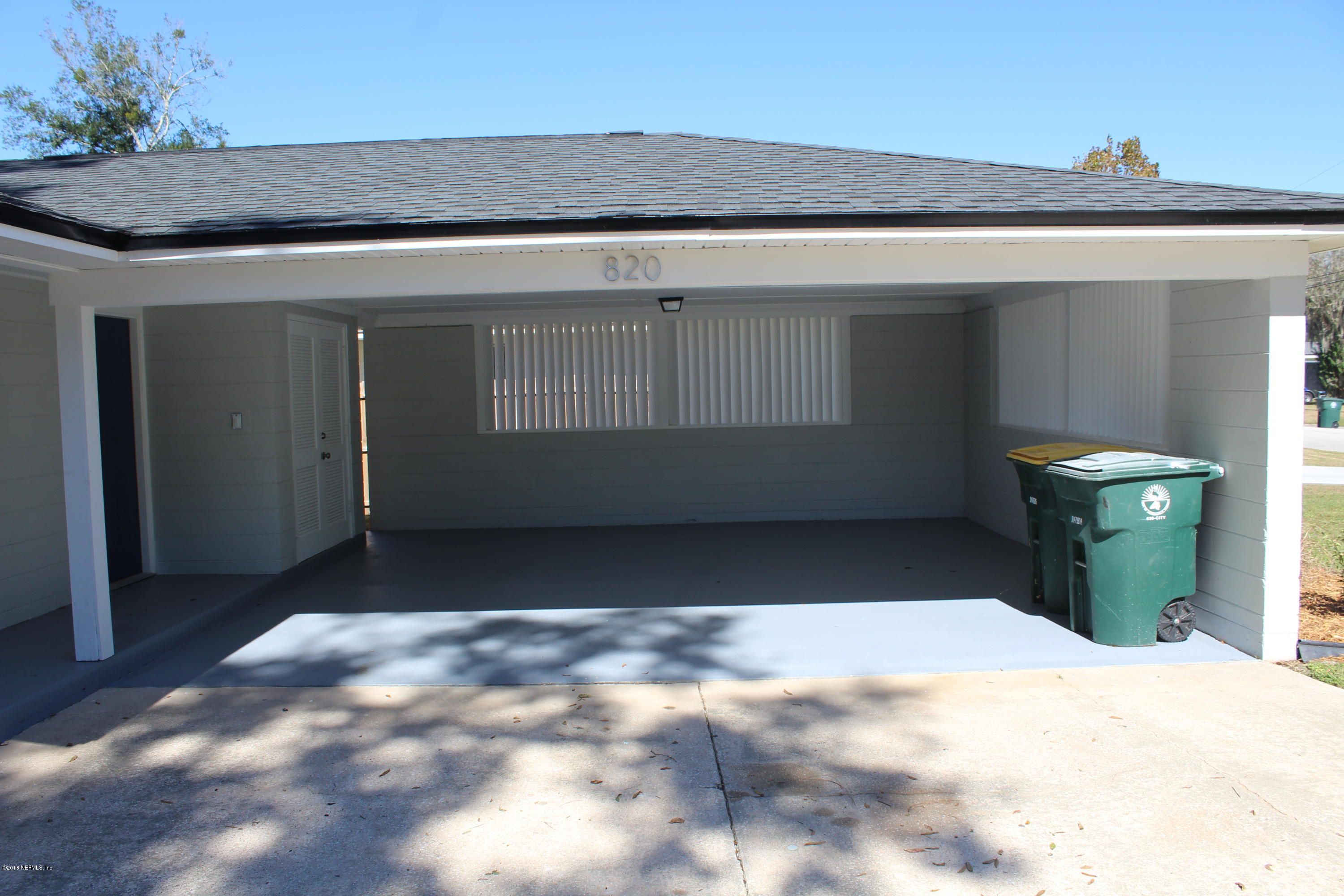 820 Barbados Road Jacksonville, FL 32216 - Photo 3 of 25 carport