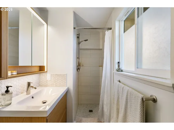 $815,000 | 13410 Northwest Overton Street, Portland, OR 97229