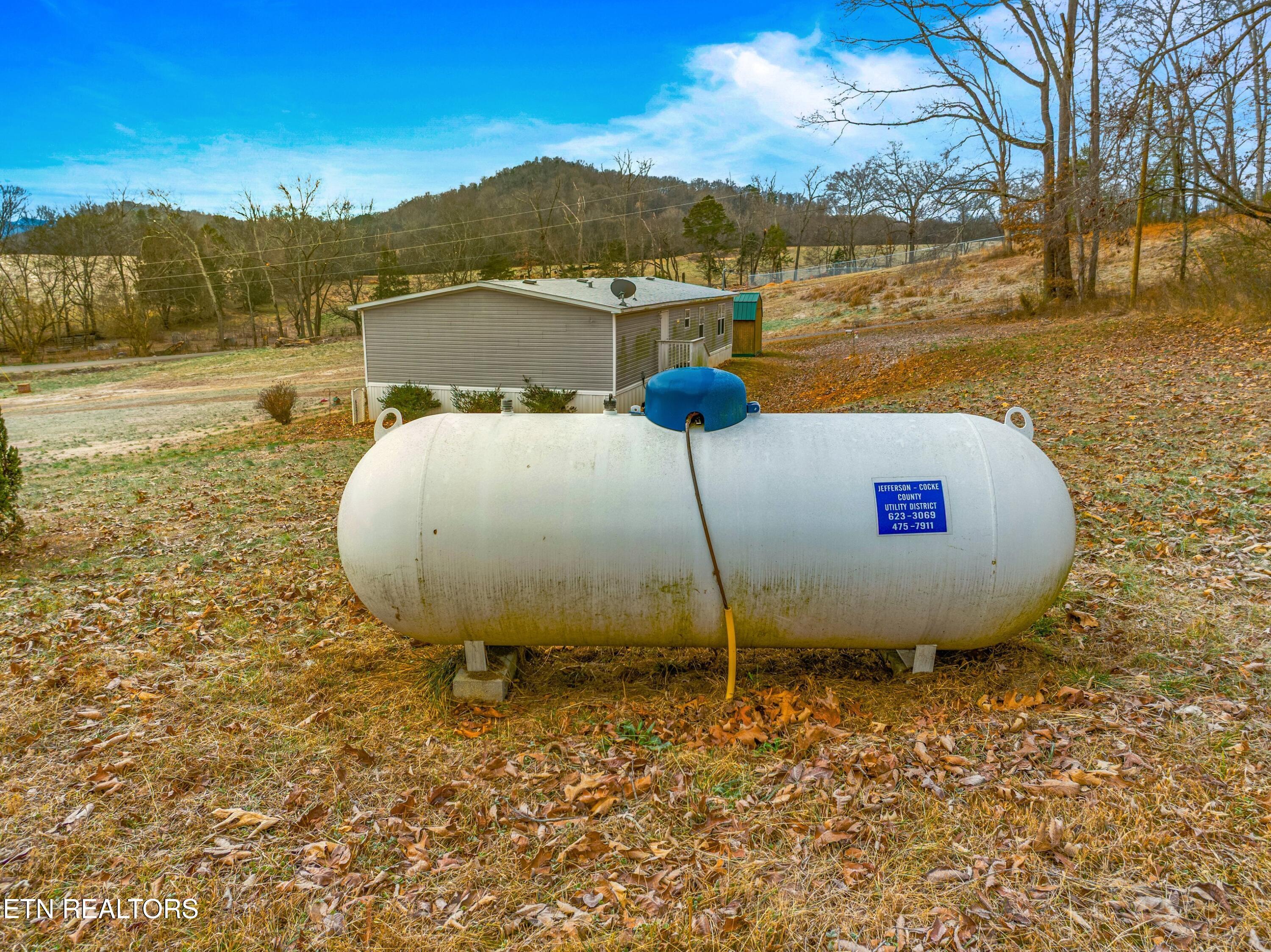 781 Rock Hill Road Newport, TN 37821 - Photo 42 of 54 039-781RockHillRoad-Newport-TN-37821-SMA