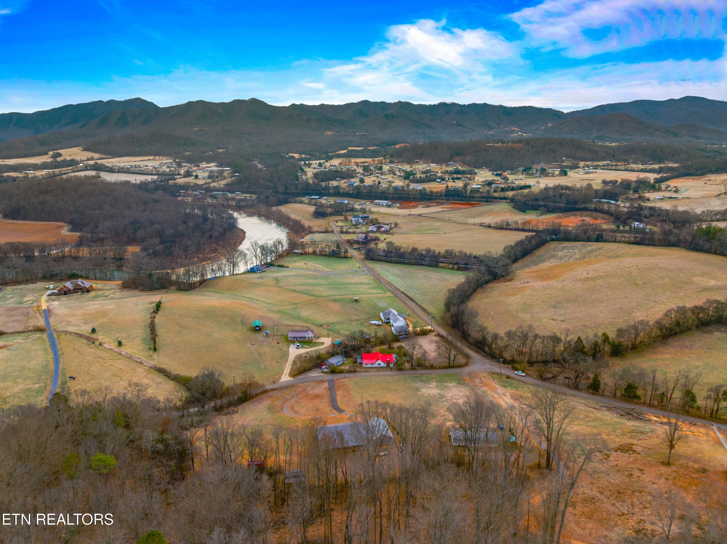 781 Rock Hill Road Newport, TN 37821 - Photo 46 of 54 043-781RockHillRoad-Newport-TN-37821-SMA