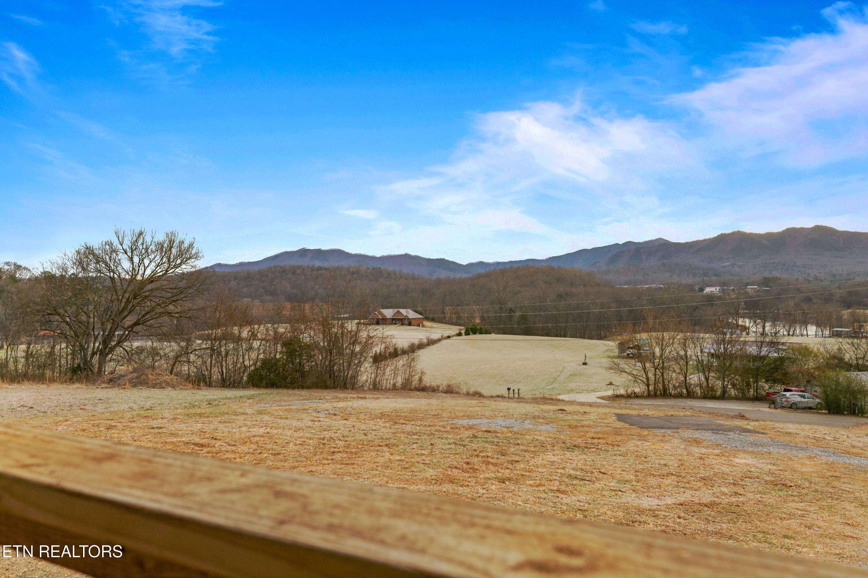 781 Rock Hill Road Newport, TN 37821 - Photo 5 of 54 018-781RockHillRoad-Newport-TN-37821-SMA