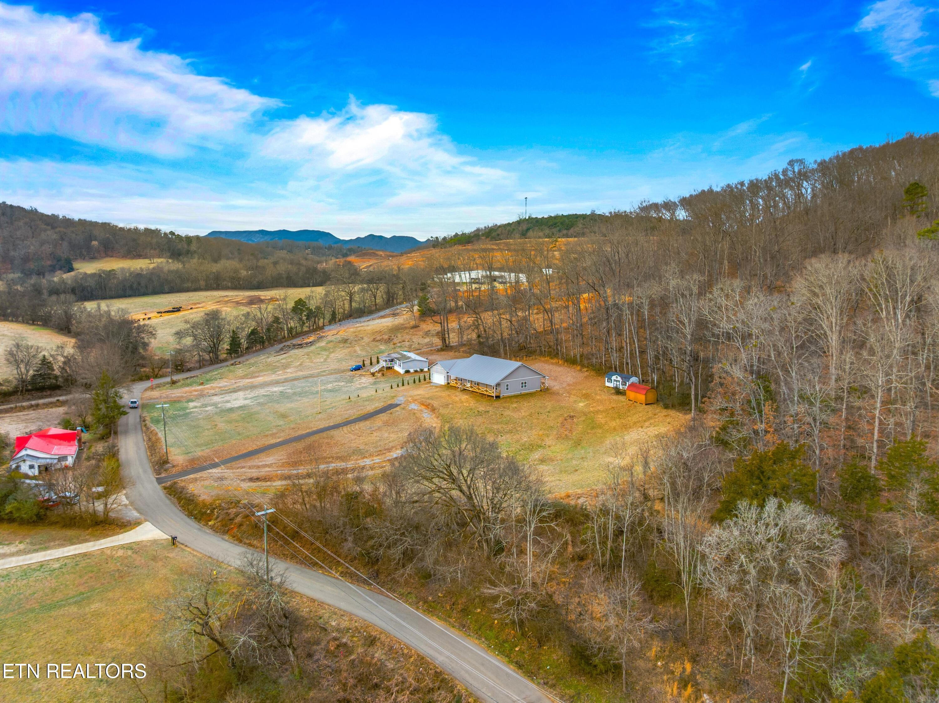 781 Rock Hill Road Newport, TN 37821 - Photo 8 of 54 051-781RockHillRoad-Newport-TN-37821-SMA