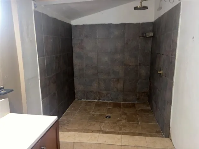 $58,900 | 2326 South 11th Street, St. Joseph, MO 64503