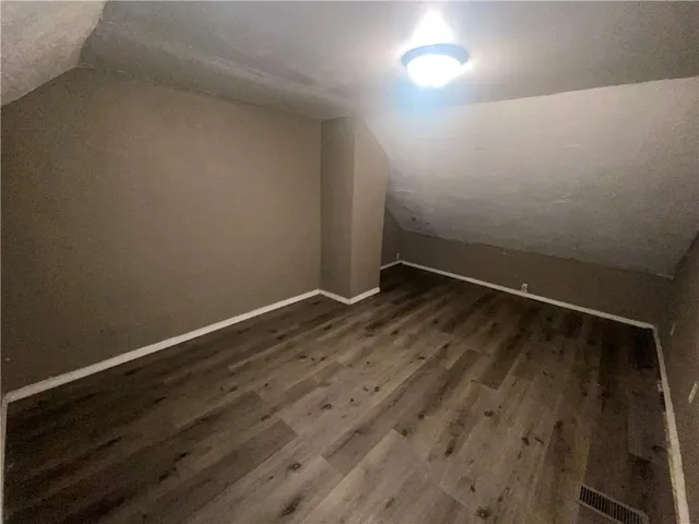 $58,900 | 2326 South 11th Street, St. Joseph, MO 64503