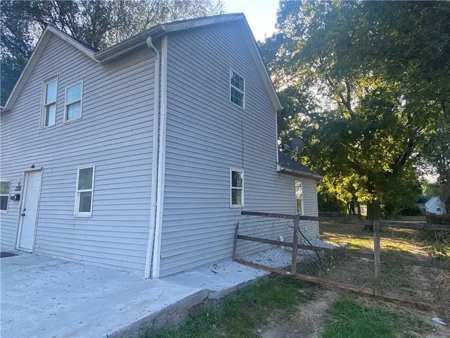 $58,900 | 2326 South 11th Street, St. Joseph, MO 64503
