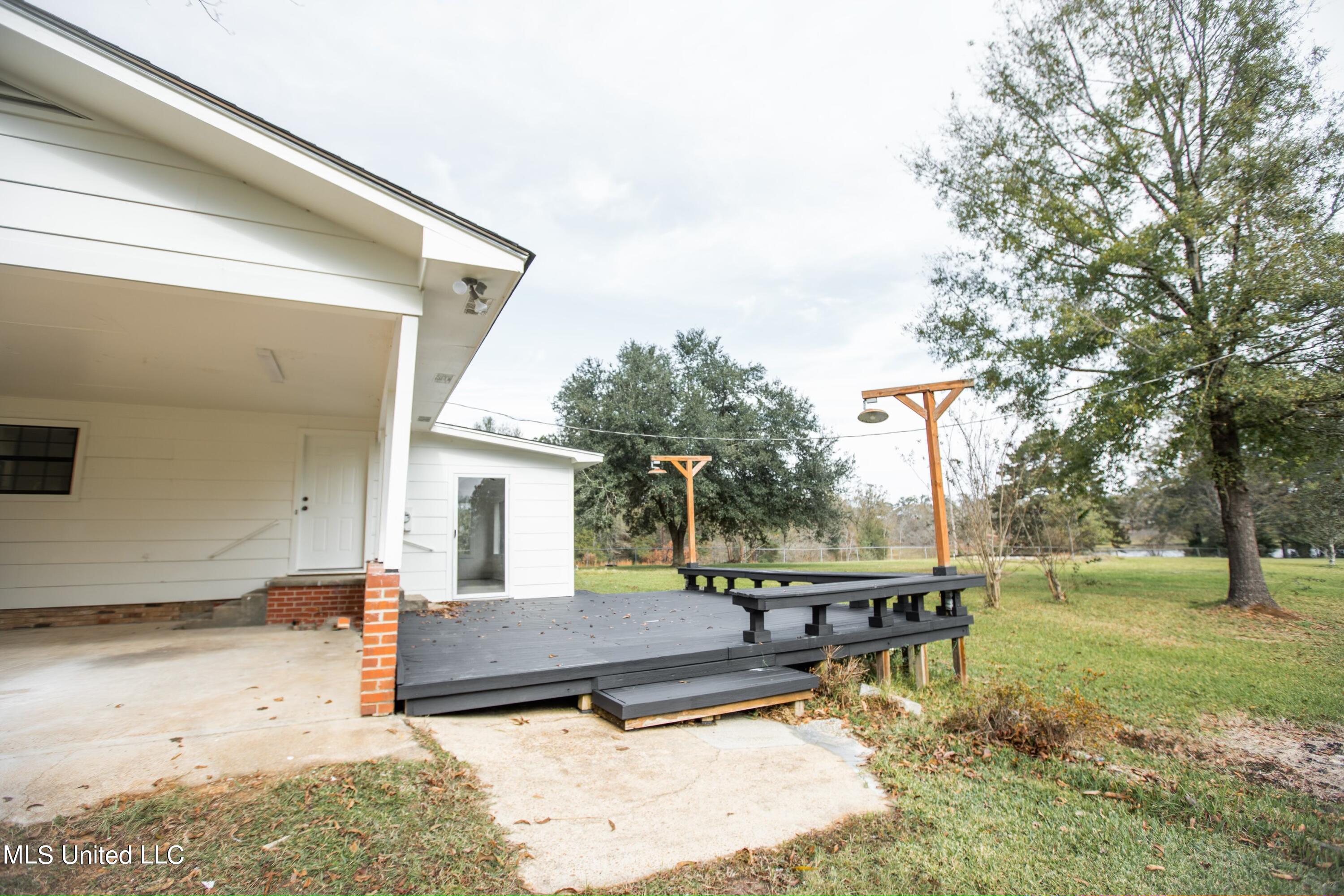 11784 Springridge Road Byram, MS 39170 - Photo 14 of 14 deck