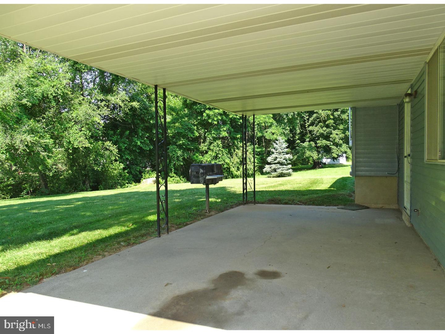 37 Sima Road Holland, PA 18966 - Photo 21 of 24 Patio
